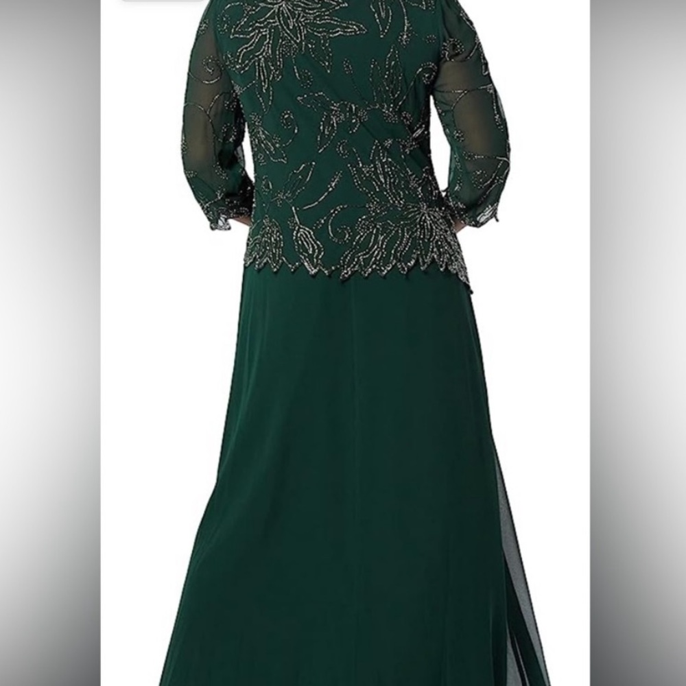 🛑SOLD🛑 J Kara women’s long beaded formal dress - NWT Size 10 - Picture 2 of 14